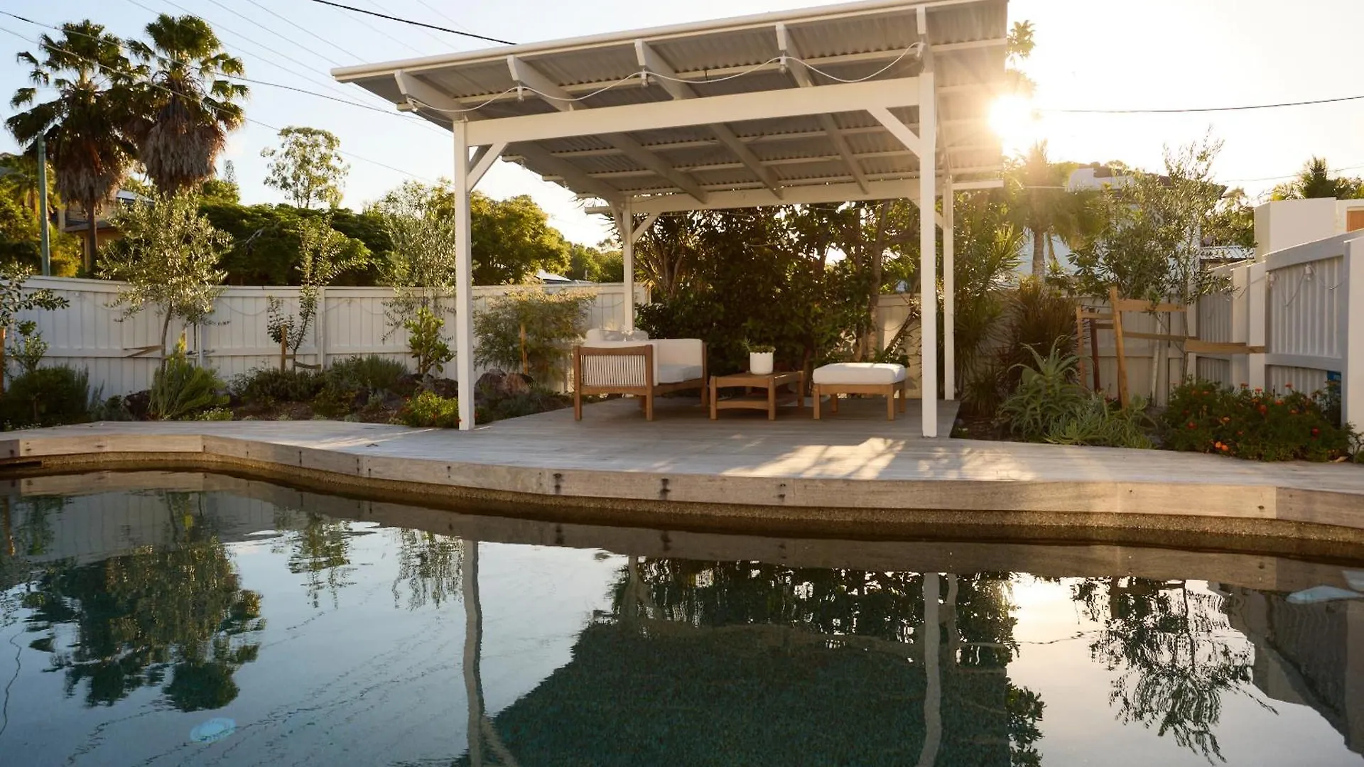 Vakantiehuis Tugun Retreat - 5Brm Home With Pool! Gold Coast